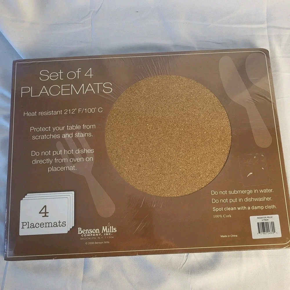 New 4 pc Cork backed placemat set, Painting of Tuscan Rooster 15.75